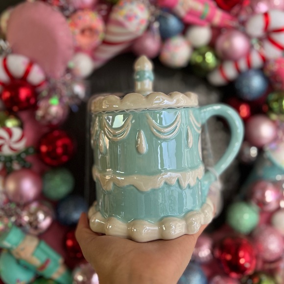 ✨NEW🍰Sheffield Home Pearlescent Baby Blue Vintage Theme Cake Mug💙 - Picture 6 of 8